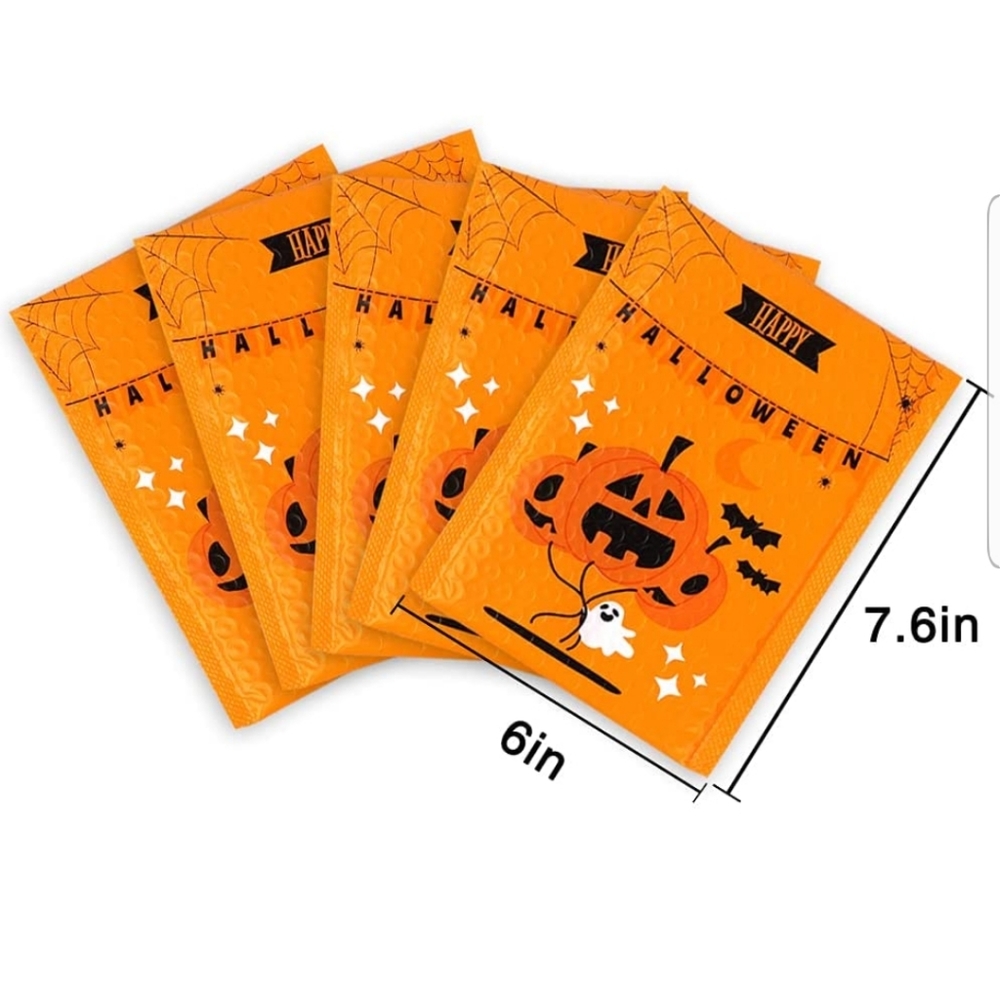 ✅️10 ct Halloween bubble mailers;6” x 10”inches